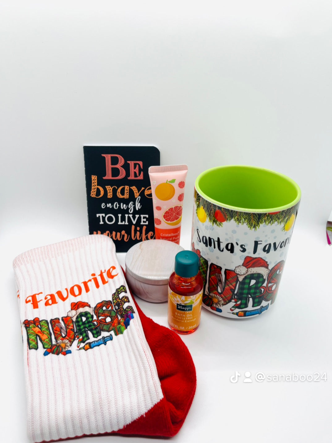 Santa’s Favorite Nurse Mug Set